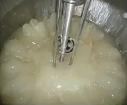 传统黄色视频南瓜视频往往需要高剪切黄色视频南瓜视频机辅助混合